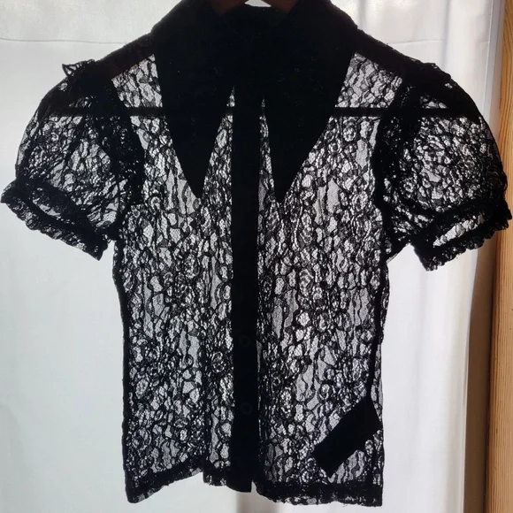 Vexing Lace Collar Blouse - Killstar - Picture 3 of 3